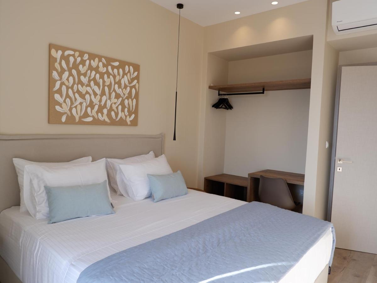 אכיליון Kaiser Luxury Suites מראה חיצוני תמונה
