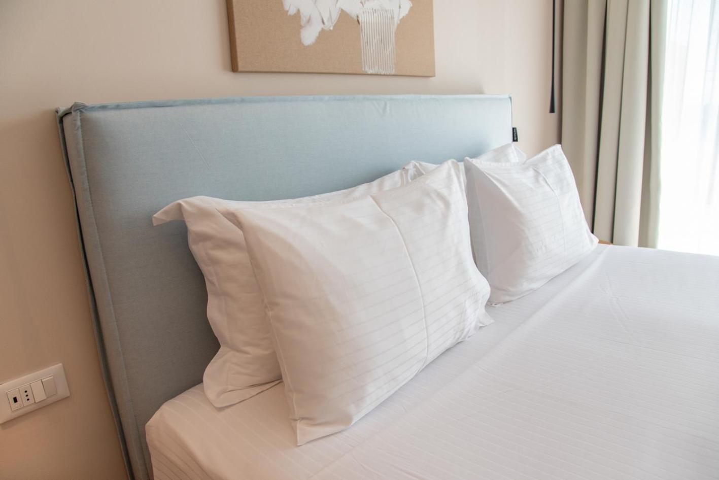 אכיליון Kaiser Luxury Suites מראה חיצוני תמונה
